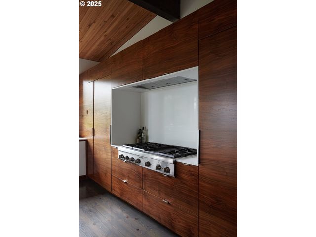 499 Nw SKYLINE Blvd, Portland, OR 97229
