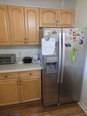 5310 Las Verdes Circle 220, Delray Beach, FL 33484