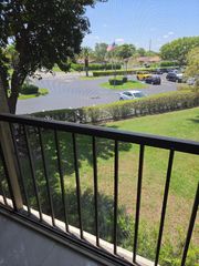 5310 Las Verdes Circle 220, Delray Beach, FL 33484