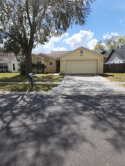 8748 HAMPDEN DRIVE, Tampa, FL 33626