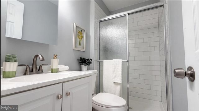 607 GREENWICH CT, Hightstown, NJ 08520