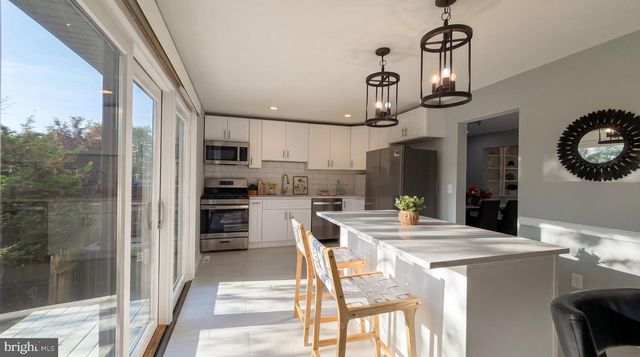 607 GREENWICH CT, Hightstown, NJ 08520