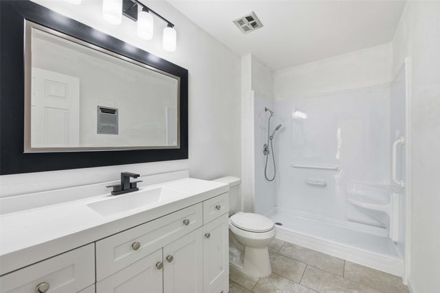 7825 Emerald Hills Way, North Richland Hills, TX 76180