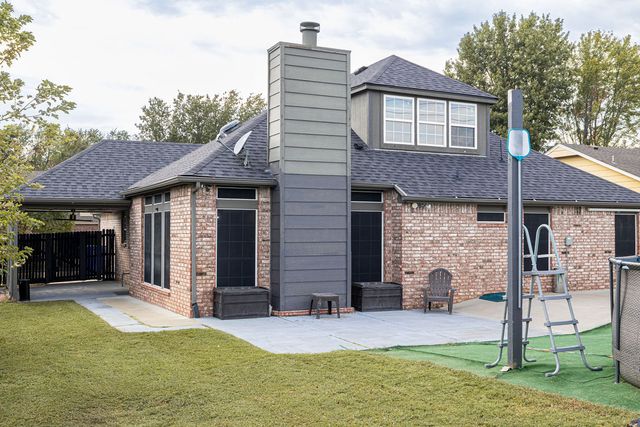 3817 S Narcissus Avenue, Broken Arrow, OK 74011