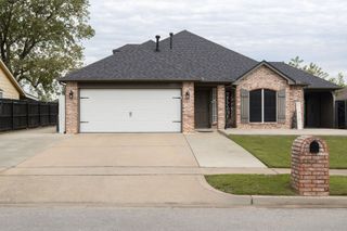 3817 S Narcissus Avenue, Broken Arrow, OK 74011
