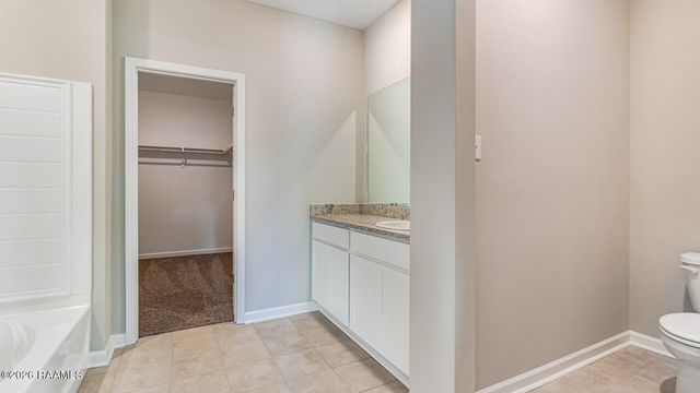 130 Lake Ridge Drive, Broussard, LA 70518