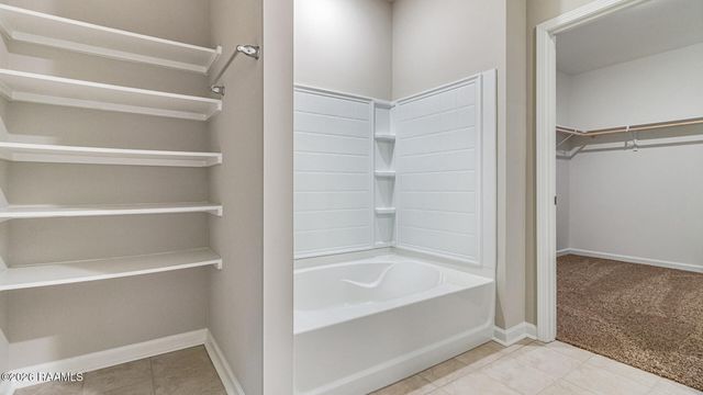 130 Lake Ridge Drive, Broussard, LA 70518