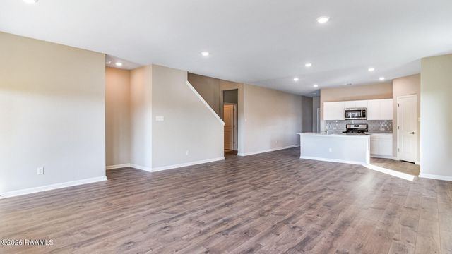 130 Lake Ridge Drive, Broussard, LA 70518