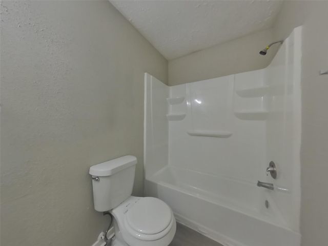 2013 Greenwood Drive, Rosenberg, TX 77471