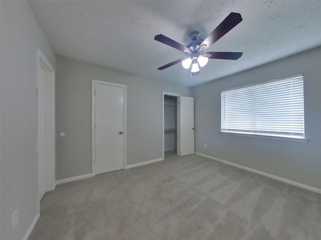 2013 Greenwood Drive, Rosenberg, TX 77471