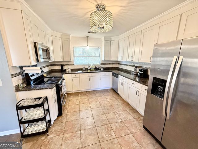 109 Rowand Circle, Statesboro, GA 30458