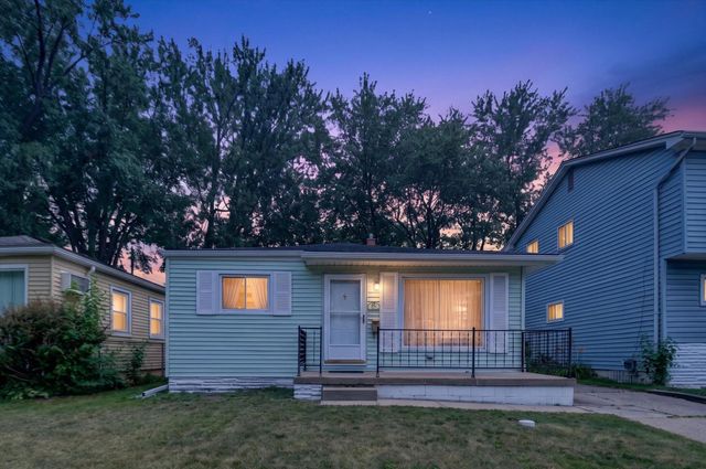 574 E Dallas Avenue, Madison Heights, MI 48071