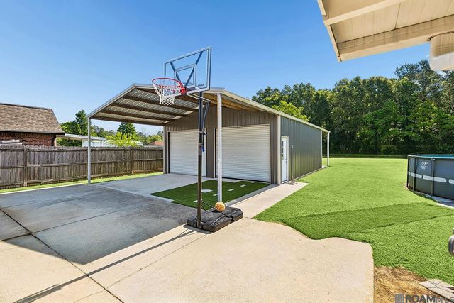 32380 Avants Rd, Walker, LA 70785