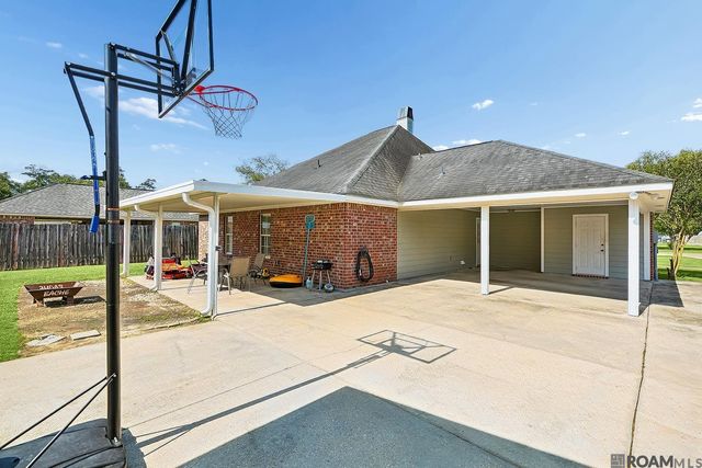 32380 Avants Rd, Walker, LA 70785