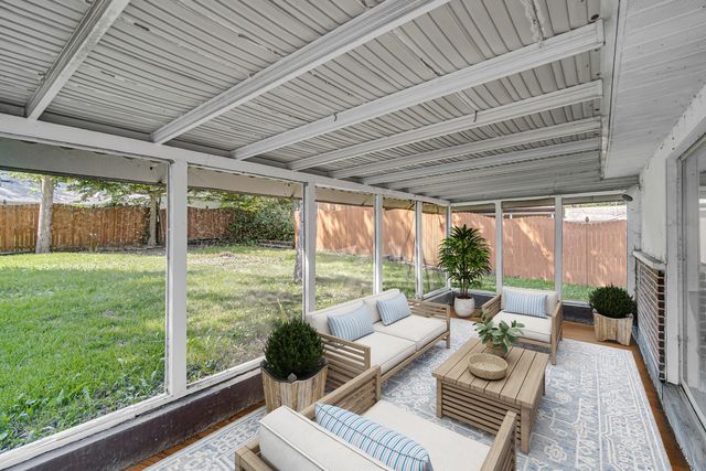 261 Minocqua Street, Park Forest, IL 60466