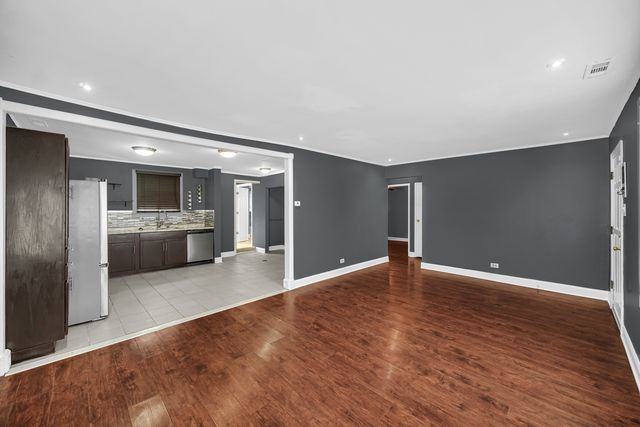 261 Minocqua Street, Park Forest, IL 60466