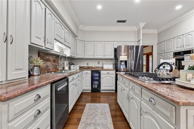 2104 Marchfield E Drive, Mobile, AL 36693