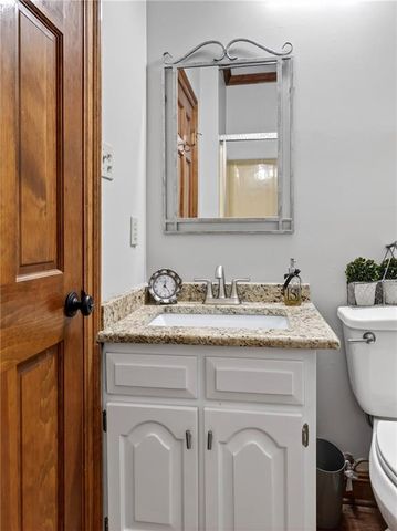 2104 Marchfield E Drive, Mobile, AL 36693