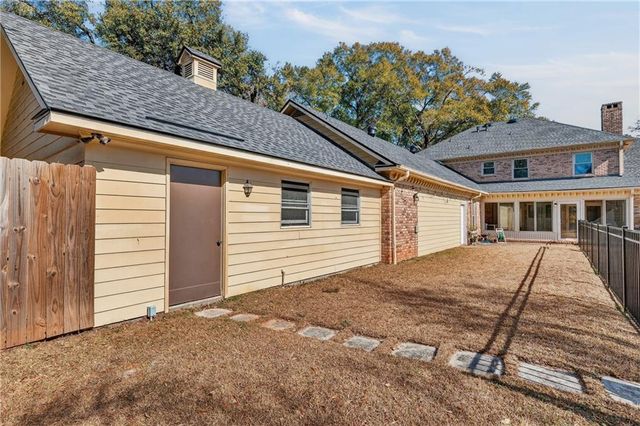 2104 Marchfield E Drive, Mobile, AL 36693