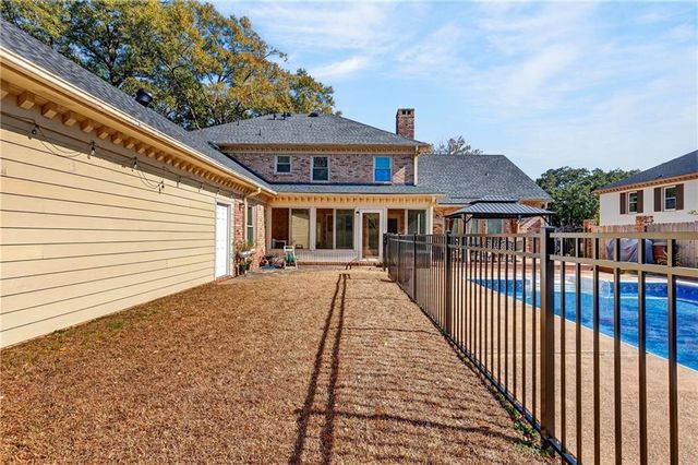 2104 Marchfield E Drive, Mobile, AL 36693