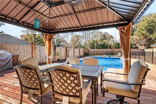 2104 Marchfield E Drive, Mobile, AL 36693