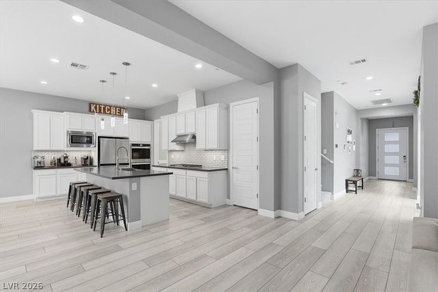 2562 Millburn Avenue, Henderson, NV 89044