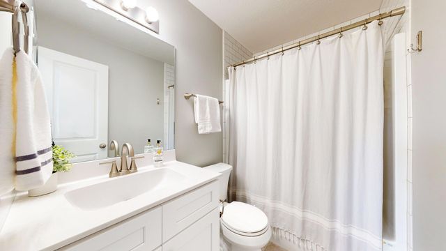 236 Glenda Ct, Pleasant View, TN 37146