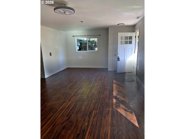 109 Ne 148TH Ave, Portland, OR 97230