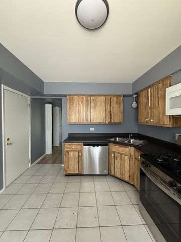 1466 E Ports O' Call Drive PE, Palatine, IL 60074