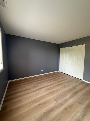1466 E Ports O' Call Drive PE, Palatine, IL 60074