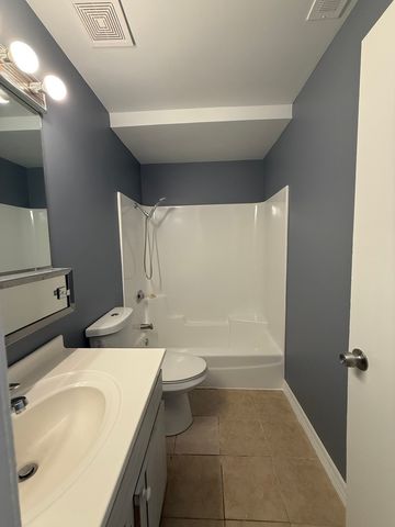 1466 E Ports O' Call Drive PE, Palatine, IL 60074
