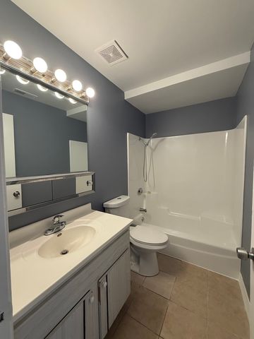 1466 E Ports O' Call Drive PE, Palatine, IL 60074