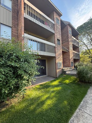 1466 E Ports O' Call Drive PE, Palatine, IL 60074