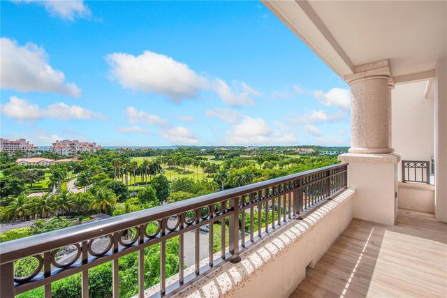 6882 Fisher Island Dr 6882, Miami Beach, FL 33109