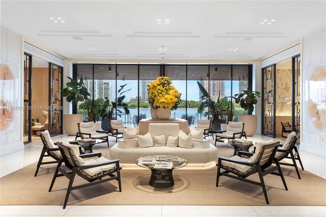 6882 Fisher Island Dr 6882, Miami Beach, FL 33109