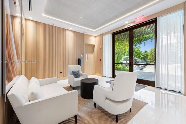 6882 Fisher Island Dr 6882, Miami Beach, FL 33109