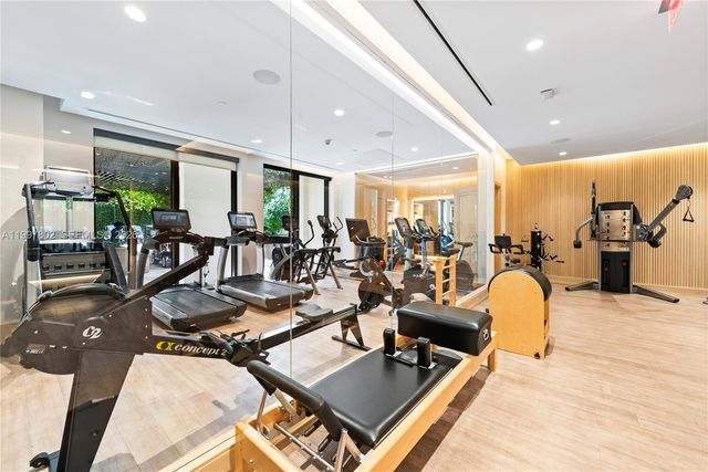 6882 Fisher Island Dr 6882, Miami Beach, FL 33109