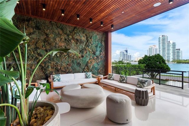 6882 Fisher Island Dr 6882, Miami Beach, FL 33109