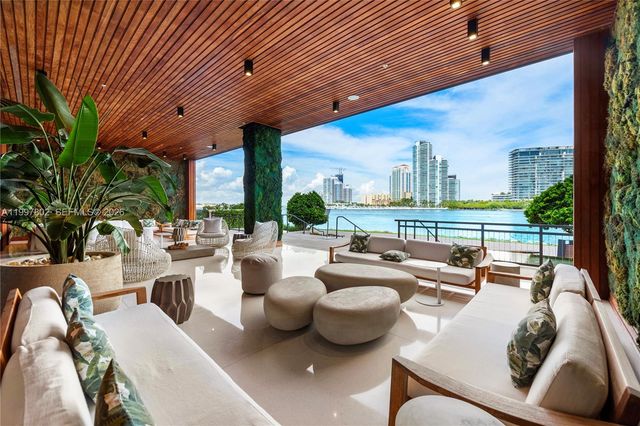 6882 Fisher Island Dr 6882, Miami Beach, FL 33109