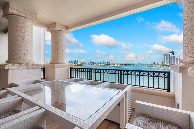 6882 Fisher Island Dr 6882, Miami Beach, FL 33109