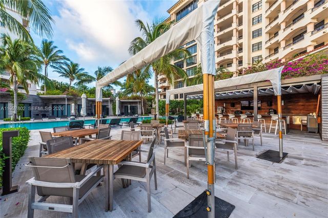6882 Fisher Island Dr 6882, Miami Beach, FL 33109
