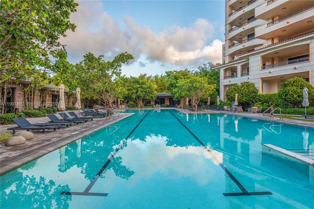 6882 Fisher Island Dr 6882, Miami Beach, FL 33109