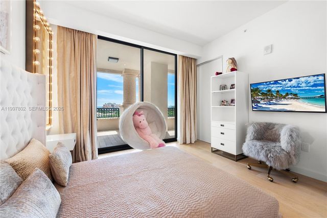 6882 Fisher Island Dr 6882, Miami Beach, FL 33109