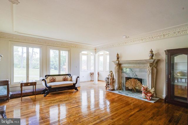 30 PINEY MEETINGHOUSE CT, Potomac, MD 20854