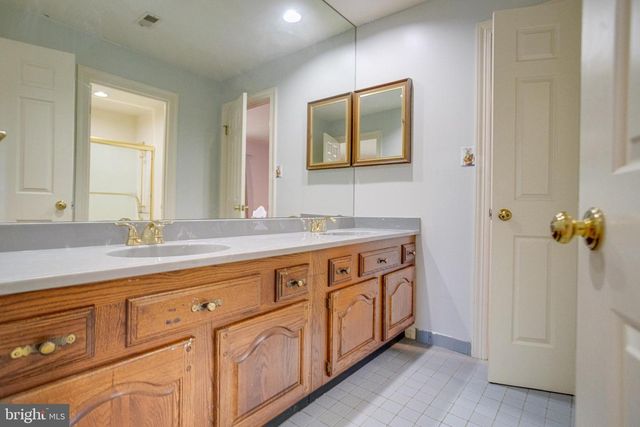 30 PINEY MEETINGHOUSE CT, Potomac, MD 20854