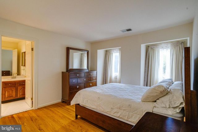 30 PINEY MEETINGHOUSE CT, Potomac, MD 20854