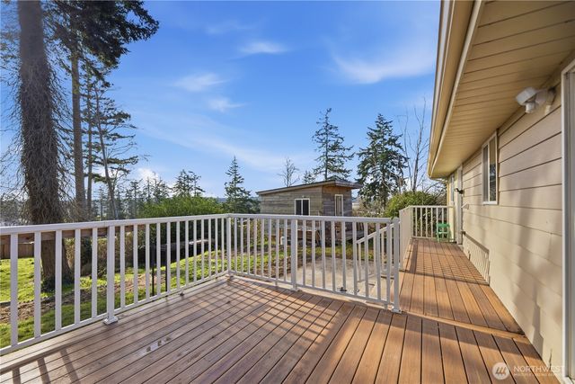 2428 Loerland Lane, Oak Harbor, WA 98277