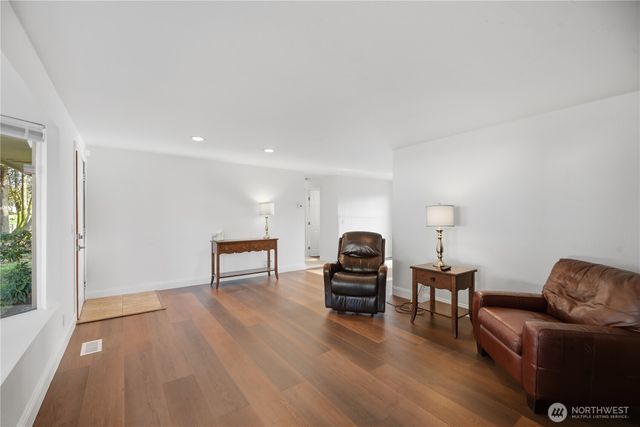 2428 Loerland Lane, Oak Harbor, WA 98277