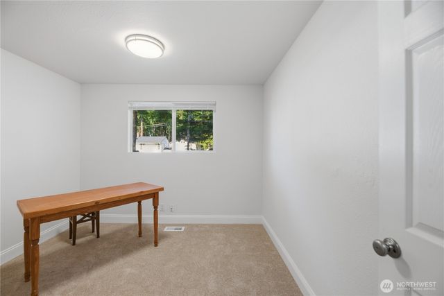 2428 Loerland Lane, Oak Harbor, WA 98277