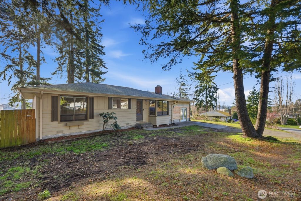 2428 Loerland Lane, Oak Harbor, WA 98277